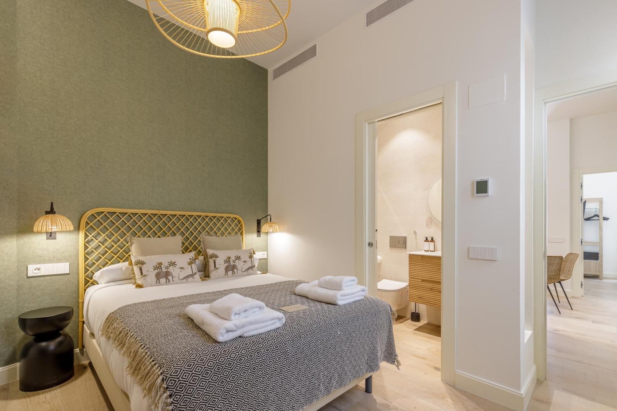 Marques De Velazquez II By Caleta Homes 马拉加 外观 照片